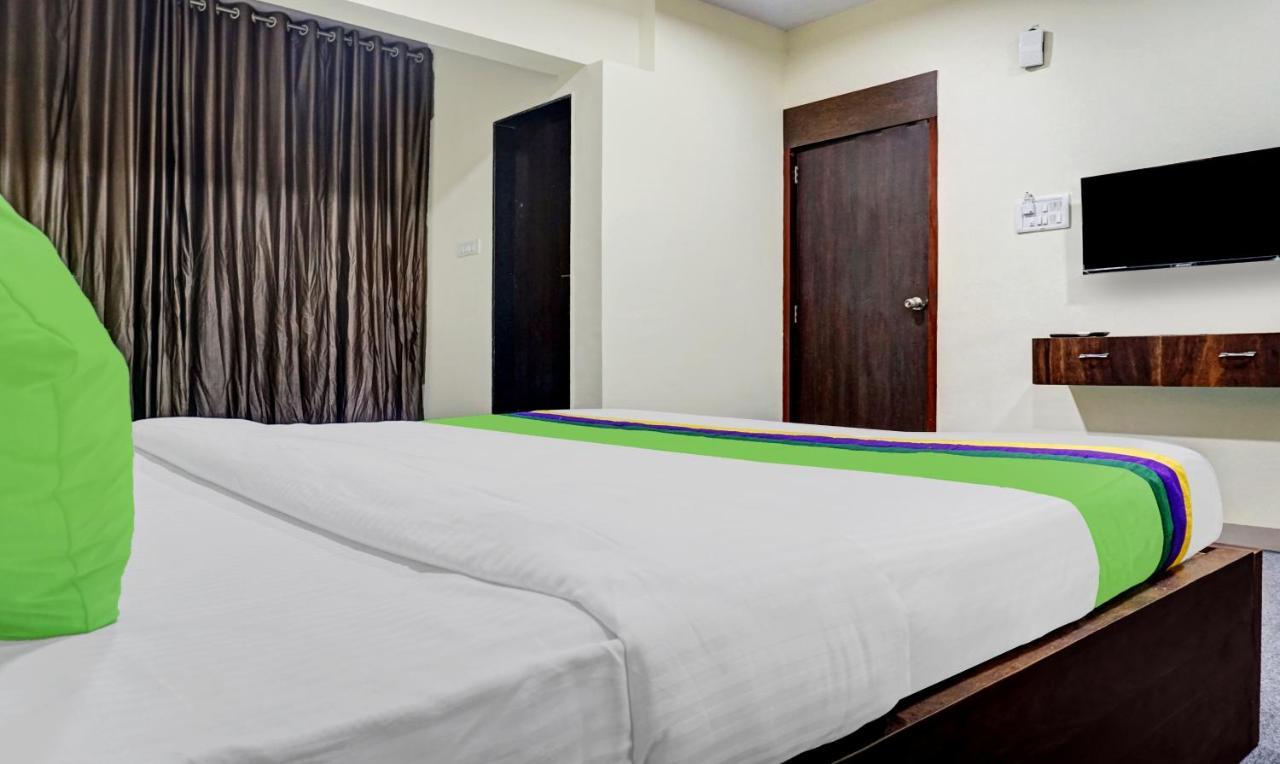 Treebo Tulip Hotel Pune Ngoại thất bức ảnh